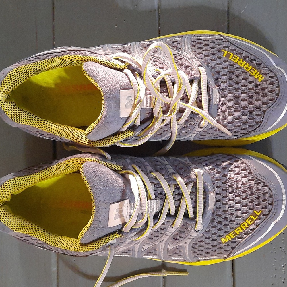 Merrell Womens Running Shoes Size 8 Gray and neon green